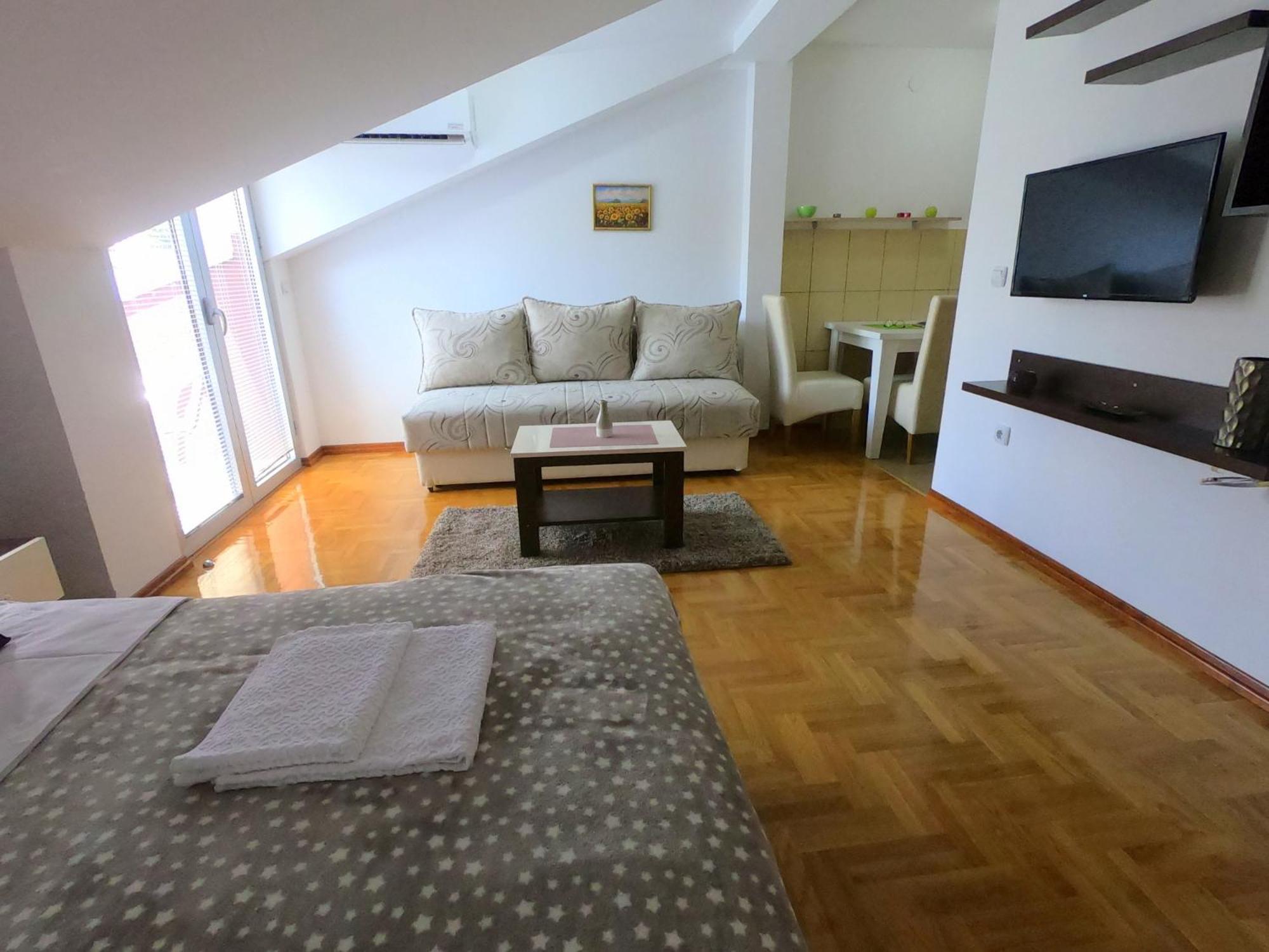Apartman Zenit Vrnjacka Banja Ngoại thất bức ảnh