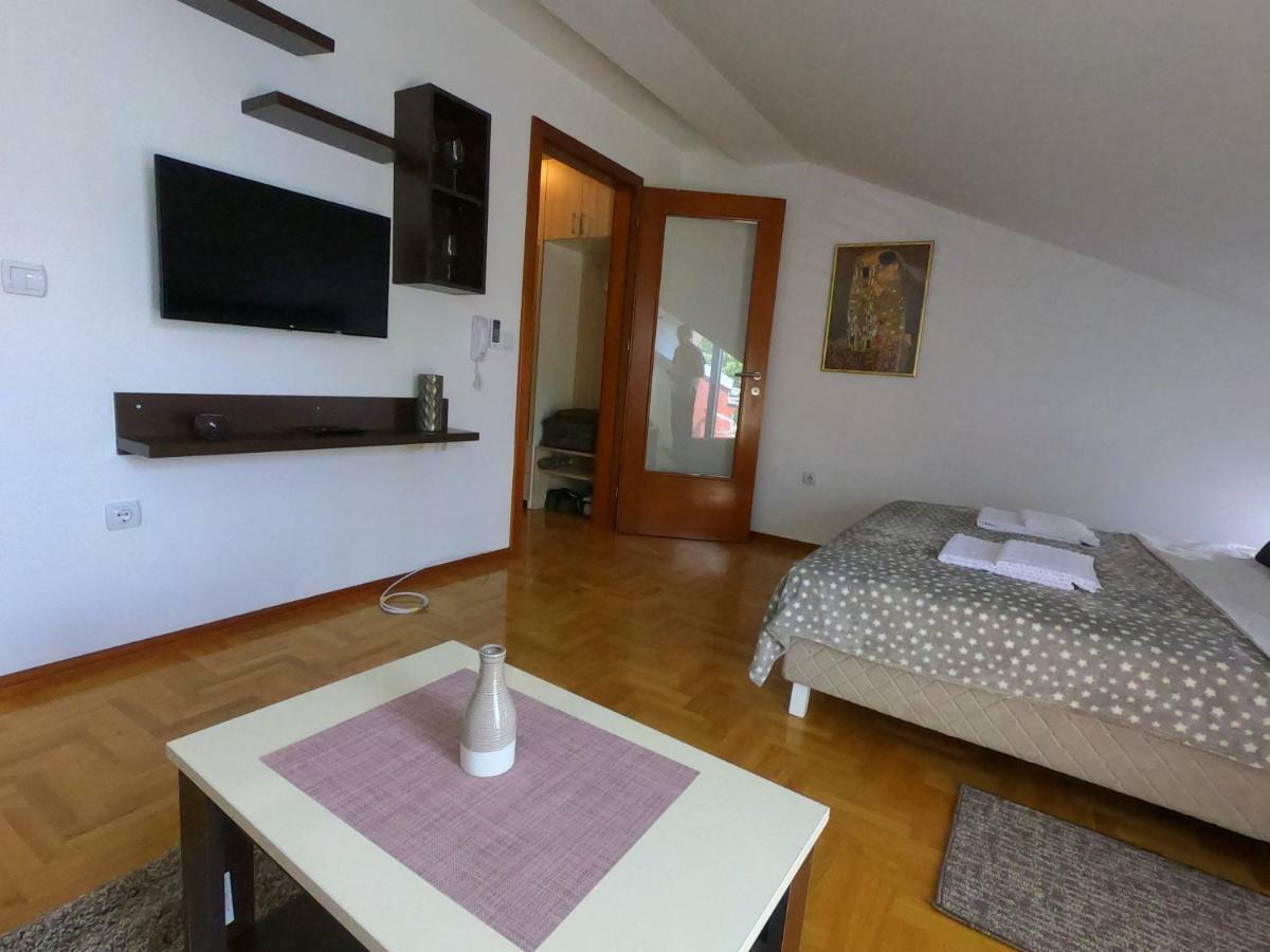 Apartman Zenit Vrnjacka Banja Ngoại thất bức ảnh